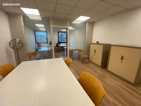 Bureau à LOUER RUEIL 2000
