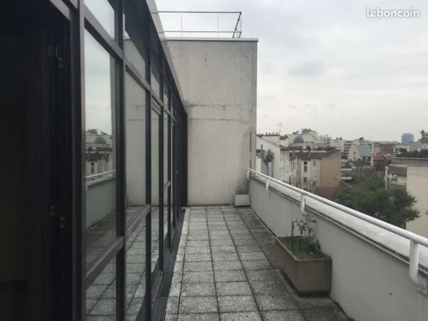 Bureaux 702 m²
