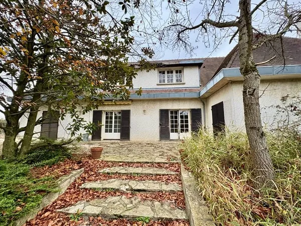 Maison 8 pièces 150 m²