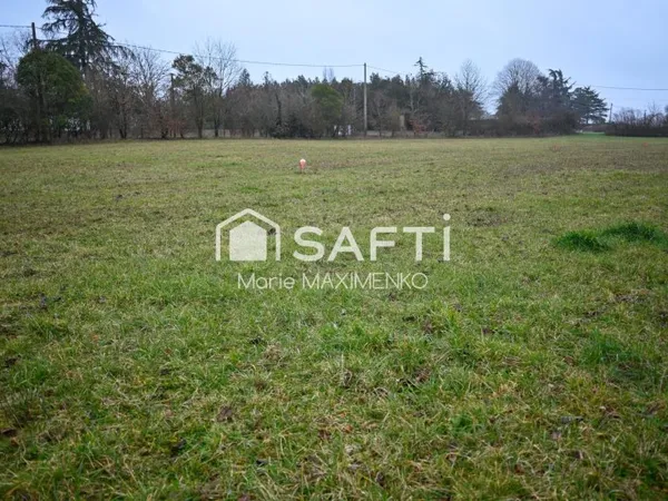 Terrain constructible de 673m² aux portes de Niort
