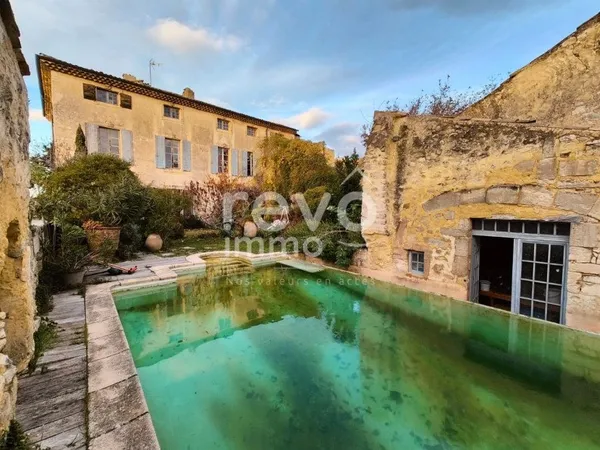 Maison bourgeoise 17 pièces 328 m²