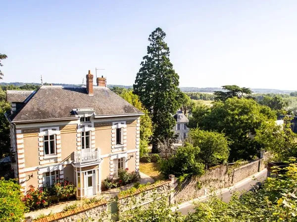 Maison 14 pièces 350 m²