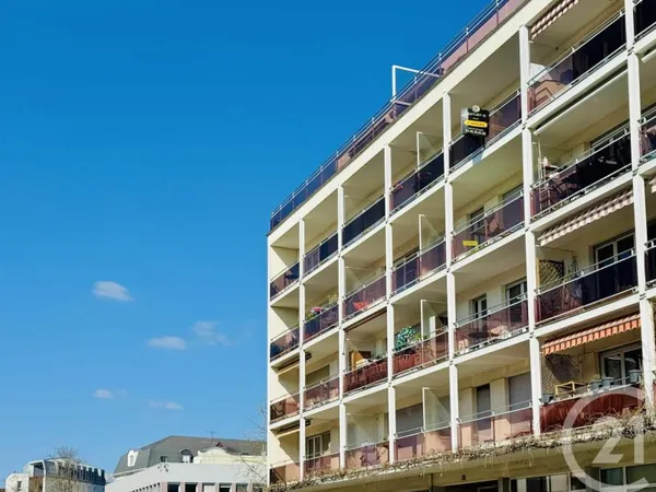 Studio 1 pièce 32 m²