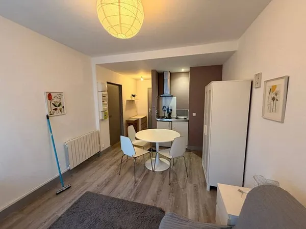Appartement 1 pièce 19 m²