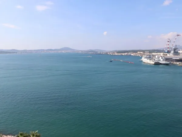 PORT DE PLAISANCE - T4 VUE MER