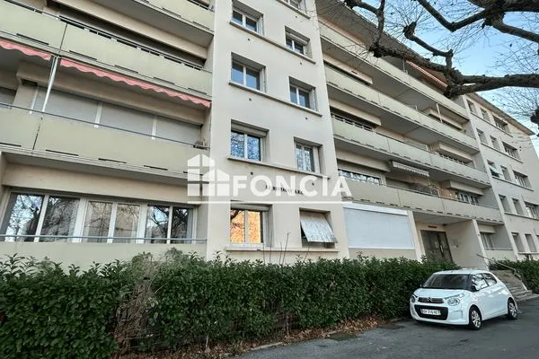 Appartement 2 pièces 57 m²