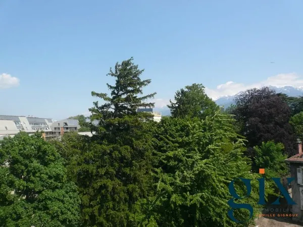 Grenoble Studio vue Belledonne