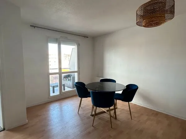 T2 meublé 47 m² + terrasse 13 m² + parking - Talence / proche Pellegrin