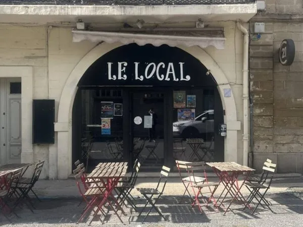 Café bar 60 m²