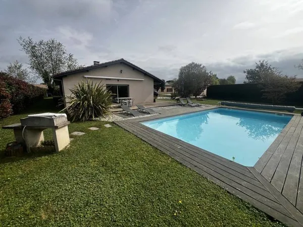 Maison contemporaine 6 pièces 163 m²