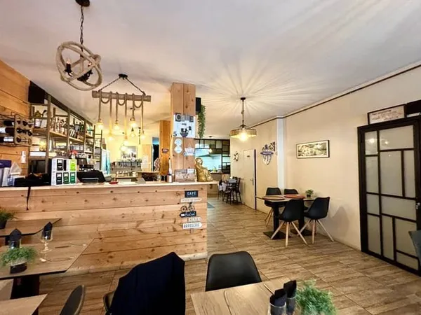 Fonds de commerce 70 m²