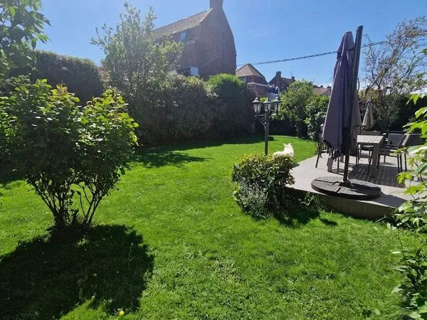 Maison Individuelle 200 m² - 6 chambres - Grand Garage - Lys-lez-Lannoy - St Luc