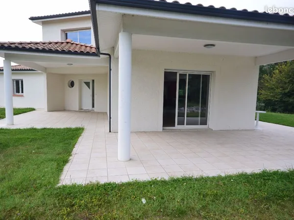Villa 5 pièces 150 m²