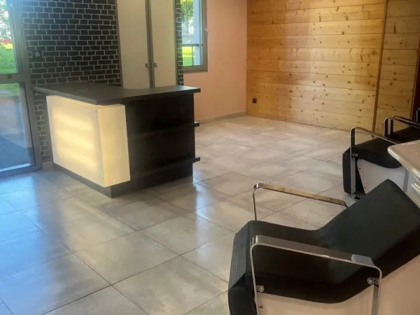 Centre ville très beau local de 55m2 en RDC