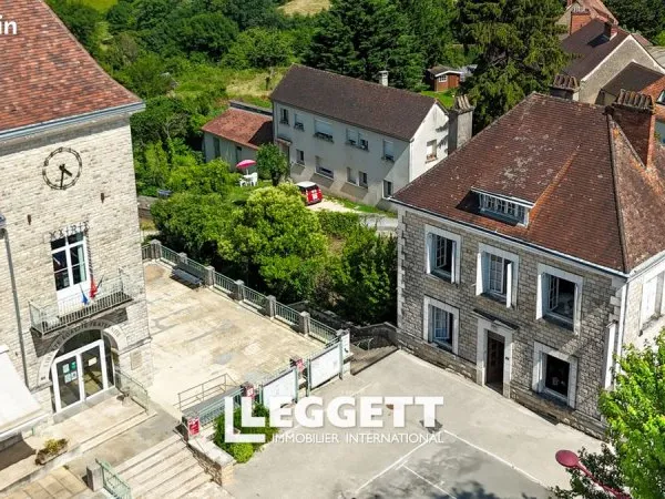 Maison 7 pièces 140 m²