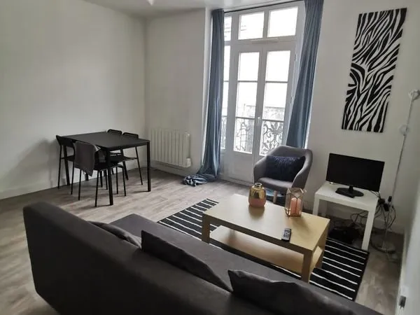Beau T2 spacieux et proche centre