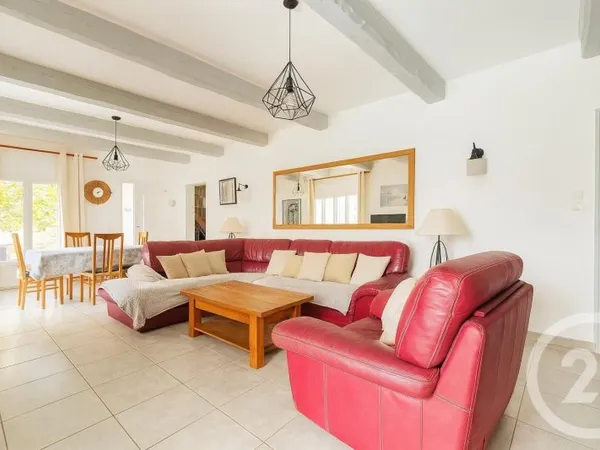 Maison 4 pièces 140 m²