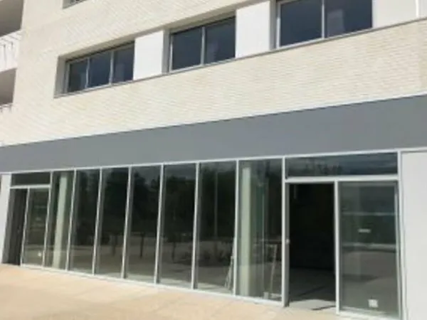 Local commercial 97 m²