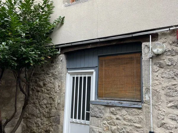 Ussel - Studio à louer