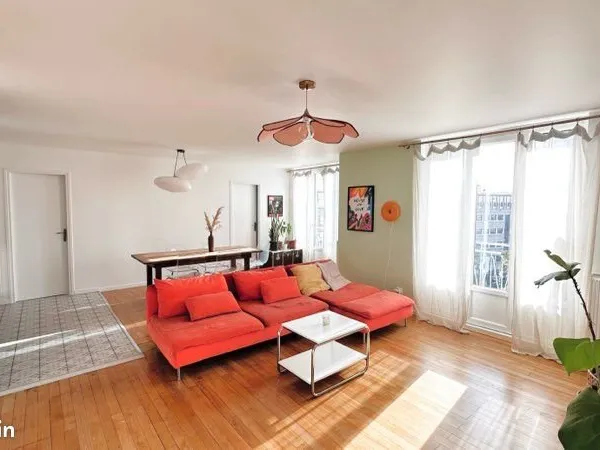 Appartement T4 - 96 m² - 9e étage - Vue montagnes - Très lumineux