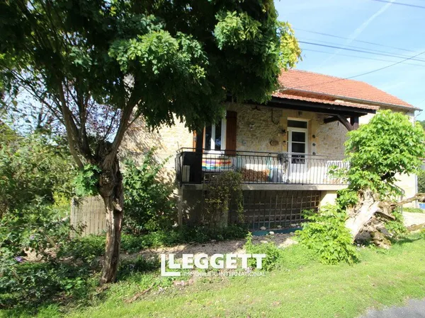 Maison 20 pièce(s), CALÈS