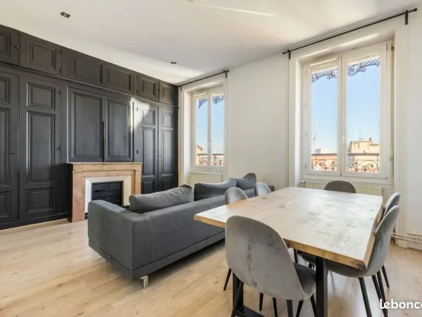 Appartement 4 pièces 82 m²