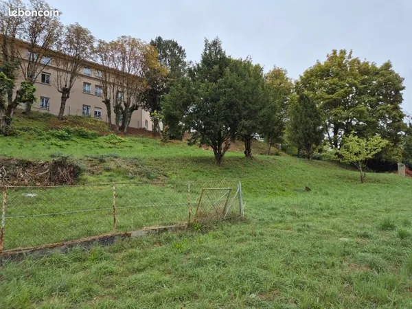 Foncier 3000m² Dignes les Bains
