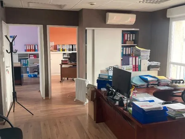 Local 752 m² LIMOGES