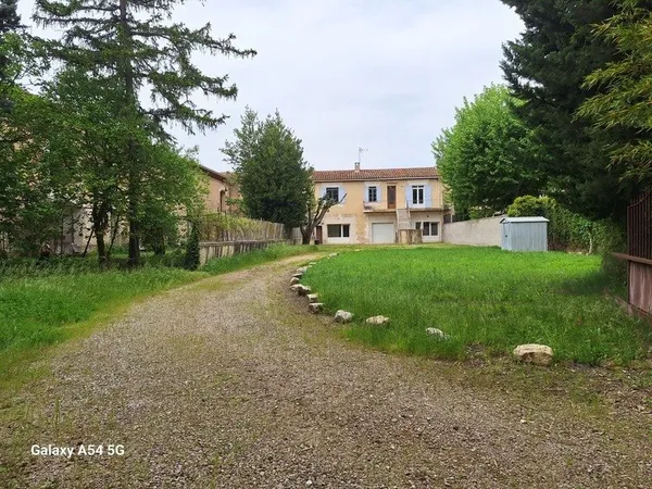 Maison comprenant 3 appartements - Ideal investissement locatif