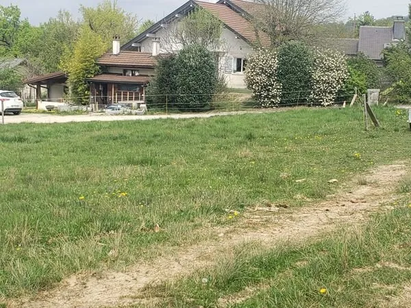 Terrain sur le Montcel