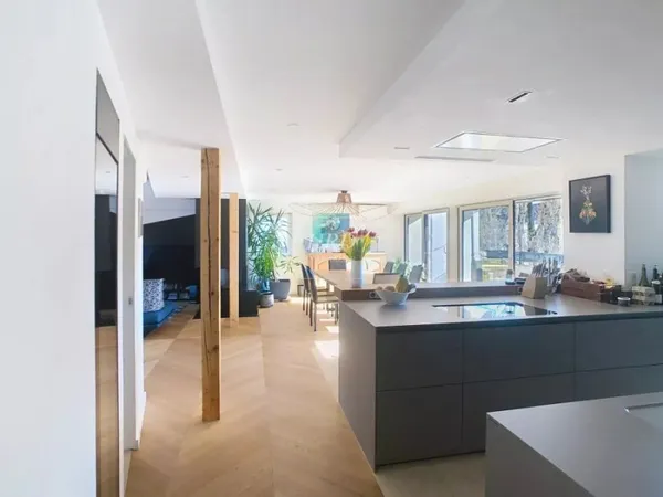 Appartement 5 pièces 145 m²