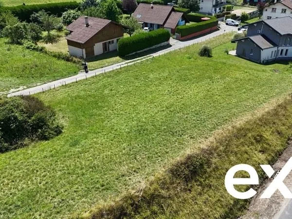 À vendre - Terrain de 1608 m² à Marin (74)