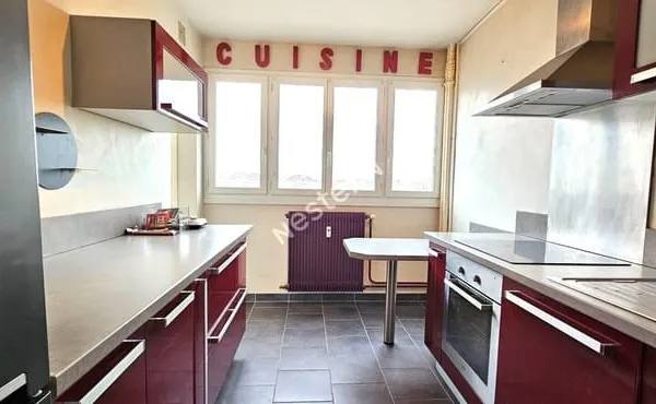 Appartement T3 à Chalon Sur Saône avec balcon, garage et cave