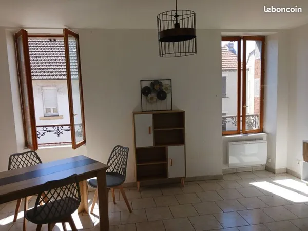 Appartement fonctionnel avec jardin
