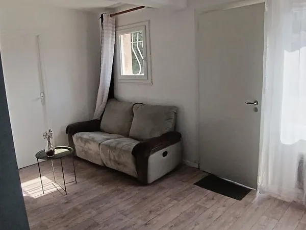 T2 meublé terrasse parking lave-linge
