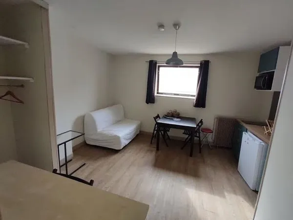 Studio 1 pièce 17 m²
