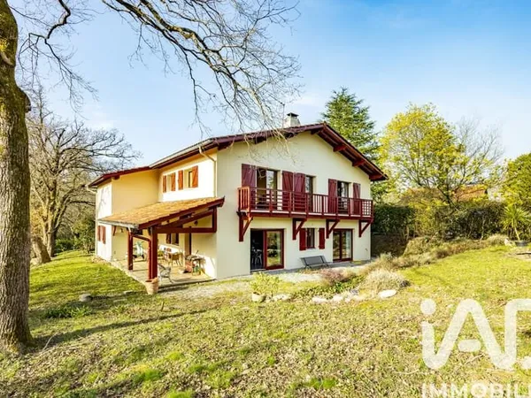 Vente Maison/villa 8 pièces