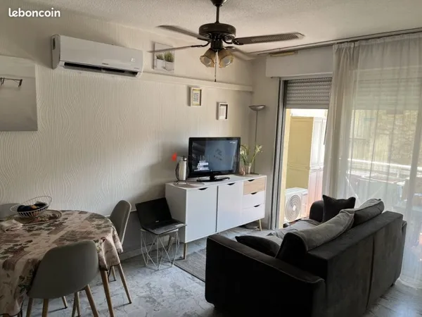 Studio 1 pièce 28 m²