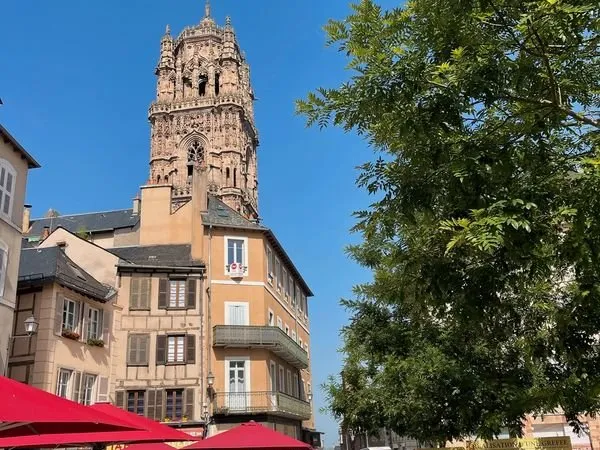 90 M2 - rodez 12 000 - Quarrier Contre historique - Vieux Rodez
