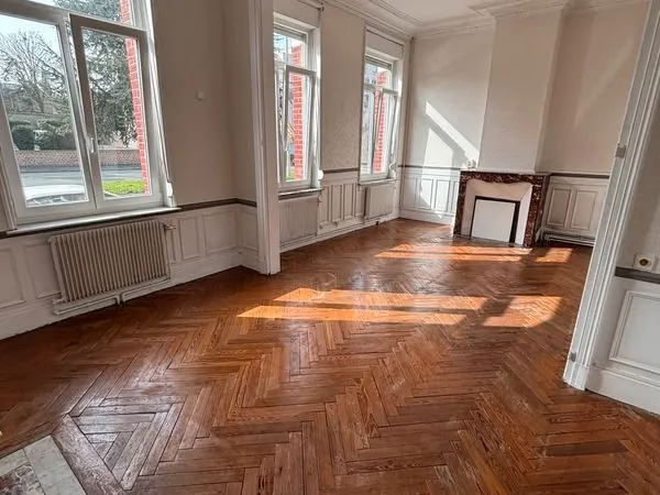 🏡 Maison de caractère - Fort potentiel - Boulevard Faidherbe, Cambrai