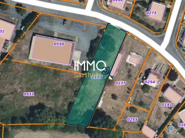 À vendre - Terrain constructible à Aubigné-Racan