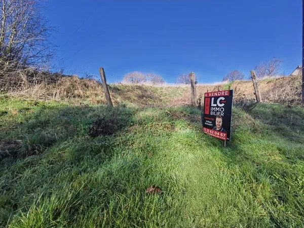 Terrain constructible 2193 m²