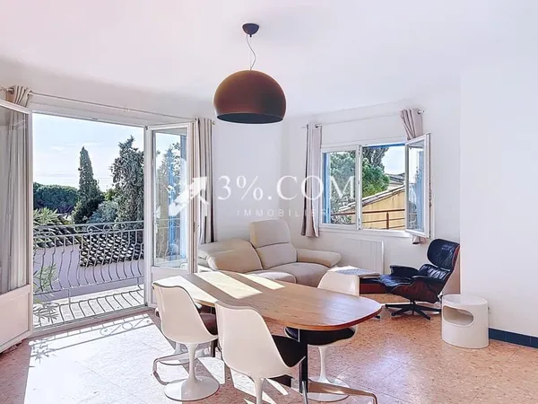 Charmante maison atypique de caractère avec terrasses, studi