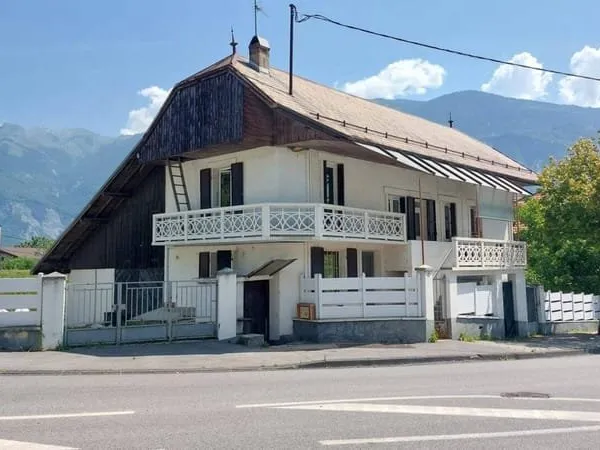 Immeuble de rapport 5 pièces 100 m²