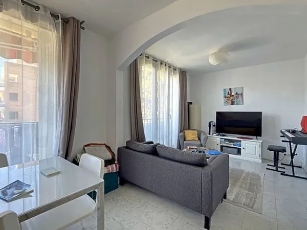 Appartement 4 pièces 77 m²