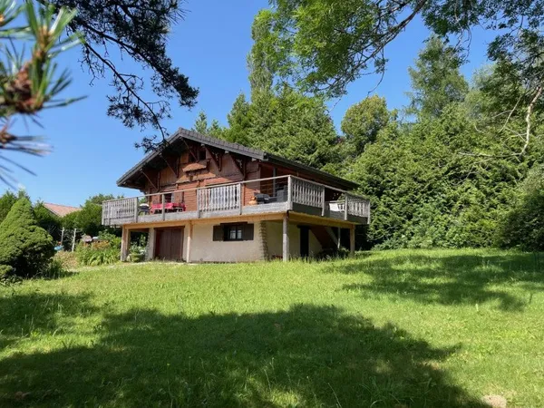 Ensemble immobilier 4 pièces 74 m²