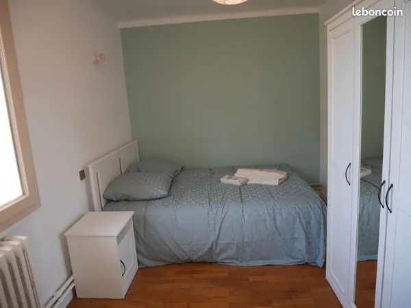 Chambre disponible en colocation métro Flachet