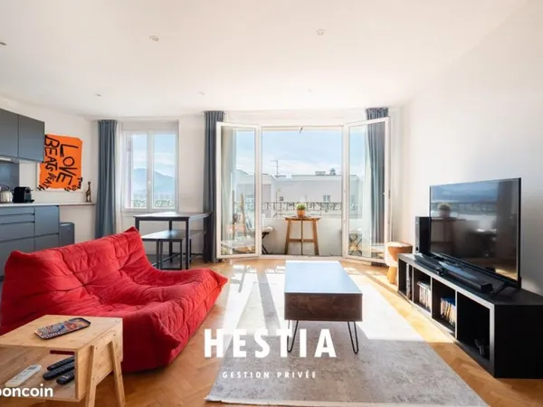Appartement T3 rénové 71m2 - Marseille 8ème