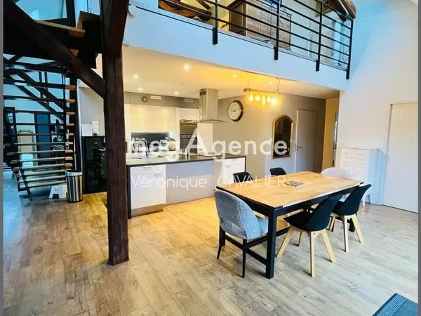 Loft 5 pièces 115 m²