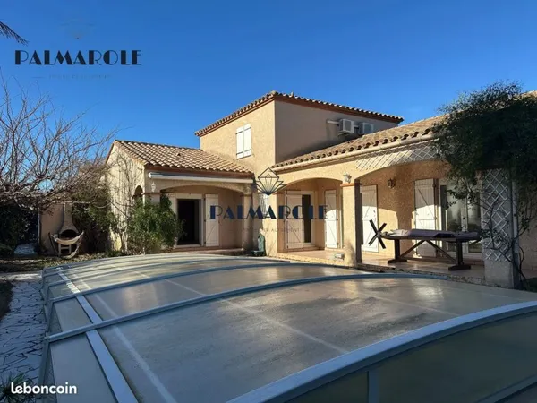 Villa 4 pièces 138 m²